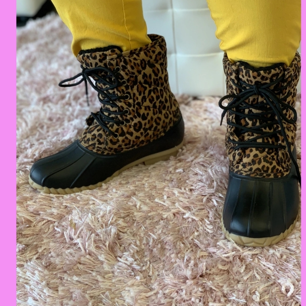 Leopard Sherpa inlined Duck Boots